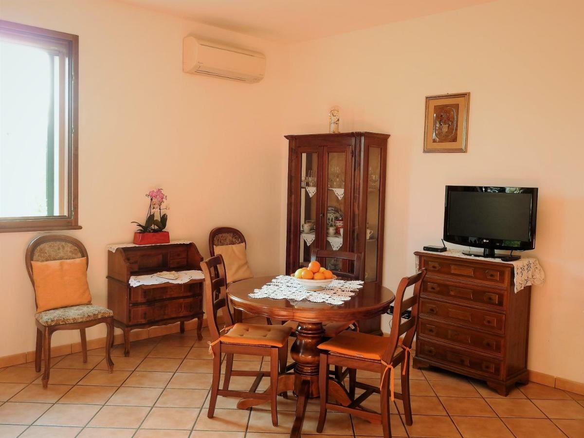 Appartamento Danilla Maratello Luaran gambar